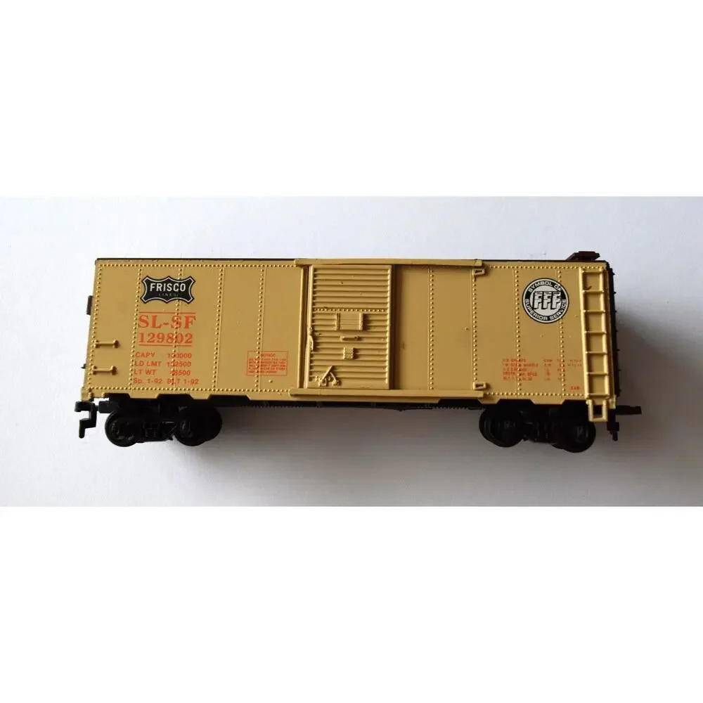 Accurail nice vintage